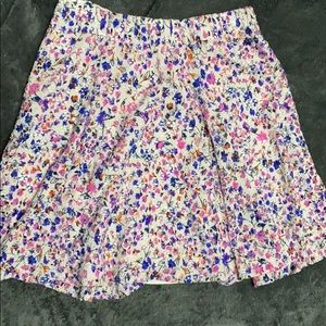 Skirt, candles s ,worn few time.